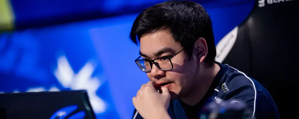 Team Falcons и Team Liquid вышли в финал верхней сетки Essence II