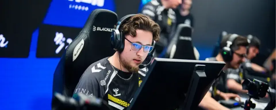 ZywOo назвал CS:GO лучшей версией игры и рассказал о тренировках
