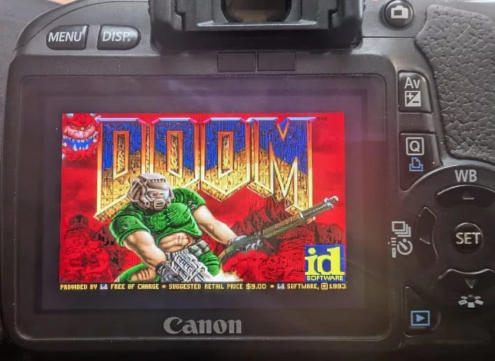 Порт Doom для камеры Canon EOS 550D: играбельный шутер на старом DSLR