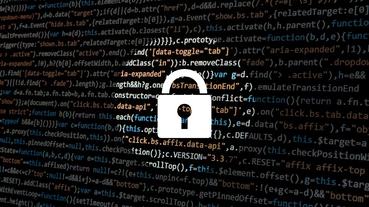 Смартфон-детектор скорости с бэкдором: SMS открывает удалённый доступ