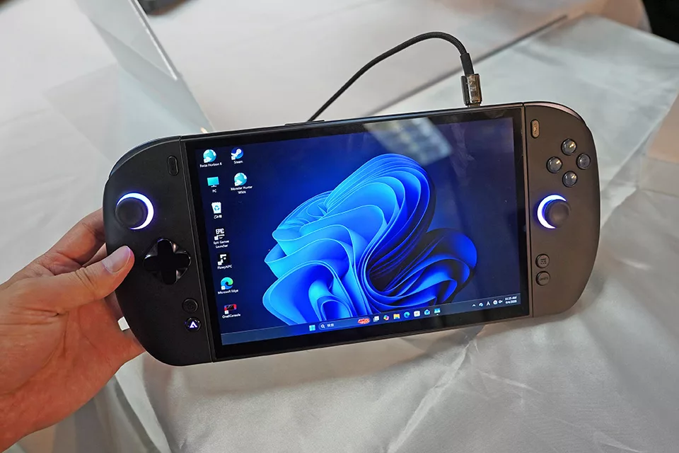 OneXPlayer X2 Mini: 3in1 ПК с 8.8-дюймовым OLED и двумя вариантами CPU