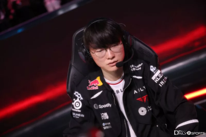 T1 обыграла Dplus KIA в LCK Playoffs