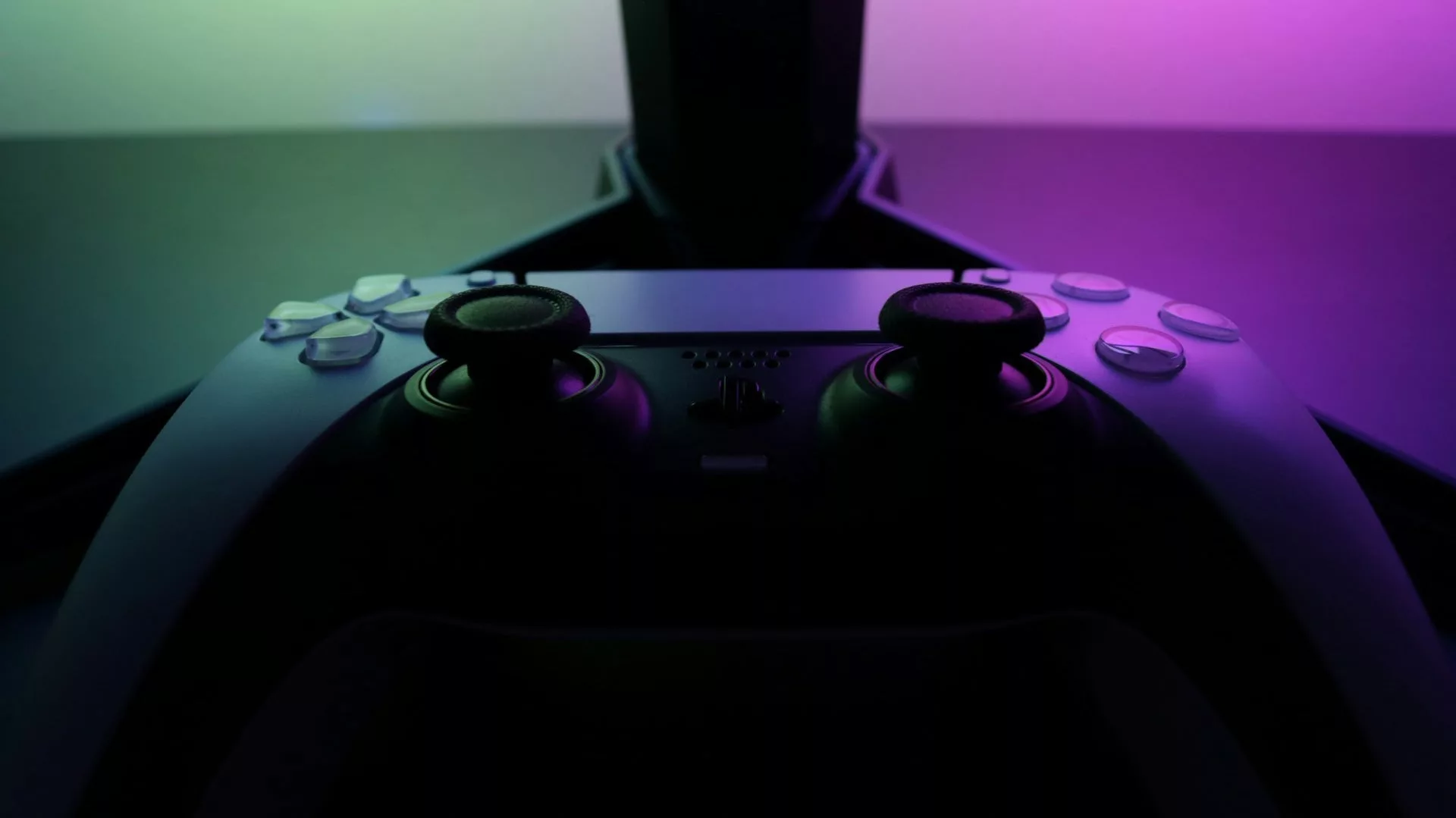 Битва за лояльность: как Sony и Microsoft пытаются сохранить доверие потребителей