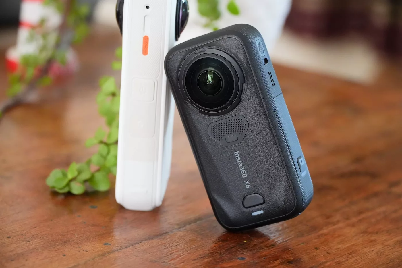 Insta360 X6: Почти идеальная 360-камера с заоблачным ценником