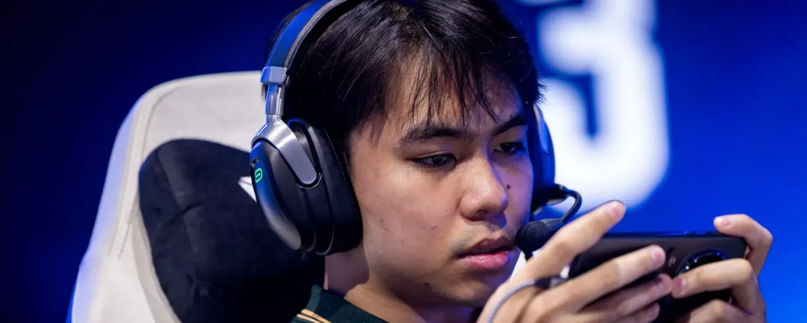 Team Falcons PH возглавляют MPL Philippines Season 18