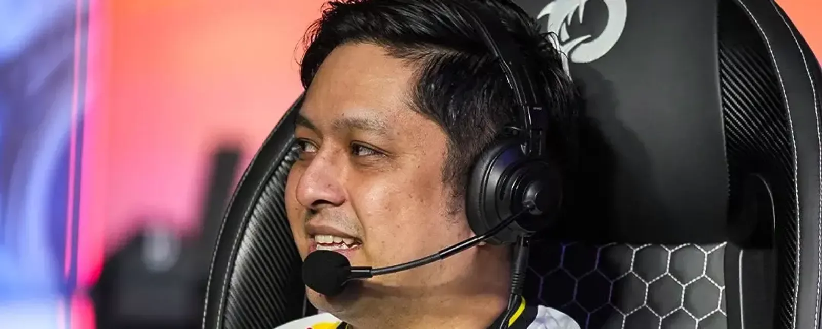 Natus Vincere удерживает лидерство в MPL Indonesia Season 18