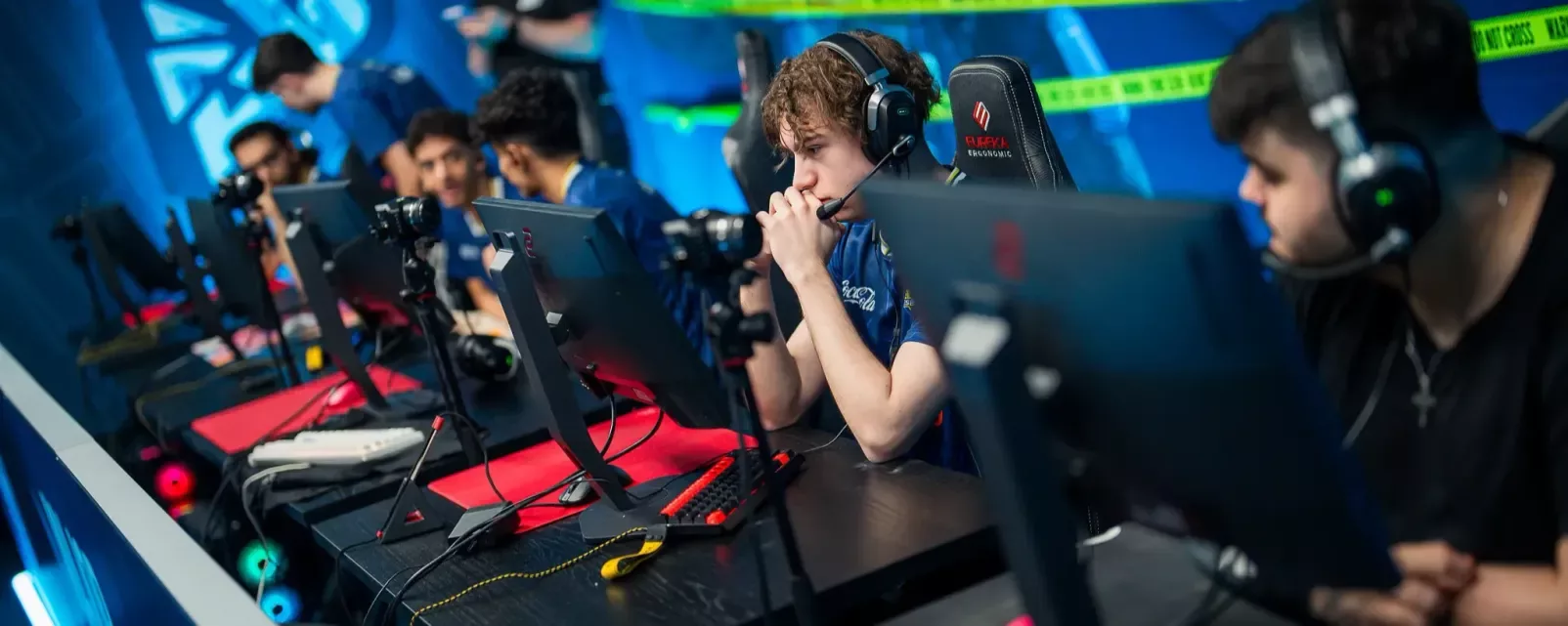 Geekay Esports и Virtus.pro выходят в следующий раунд плей-офф Europe MENA League 2026