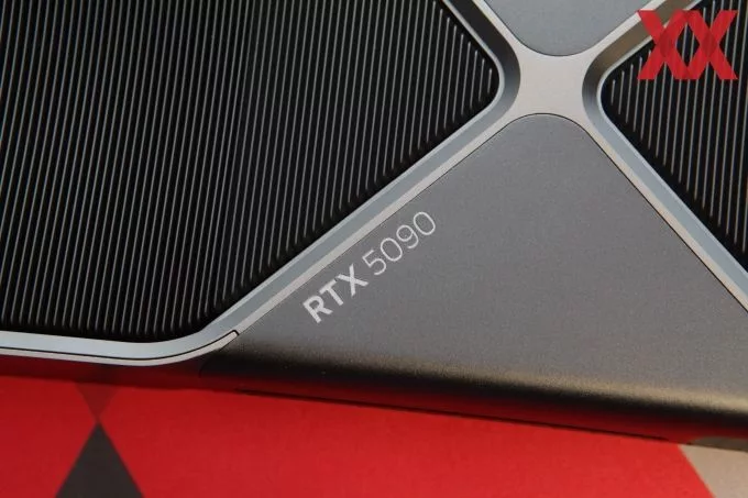 NVIDIA опровергает слухи о прекращении производства RTX 5090