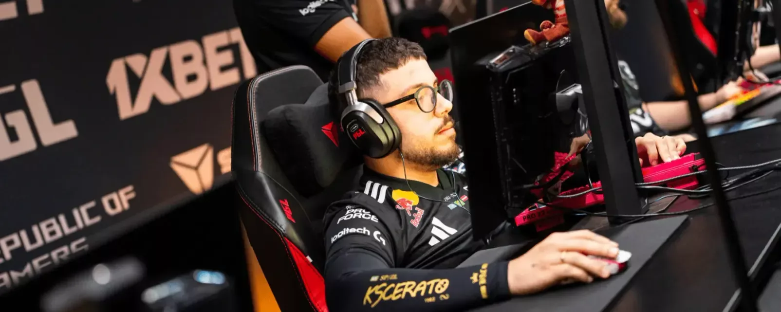 NAVI против FURIA и Vitality против The MongolZ на PGL Masters Bucharest 2026