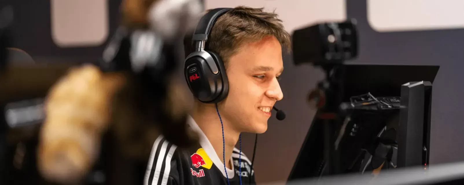 Неудачный старт Spirit, MOUZ, Aurora и Legacy на PGL Masters Bucharest 2026