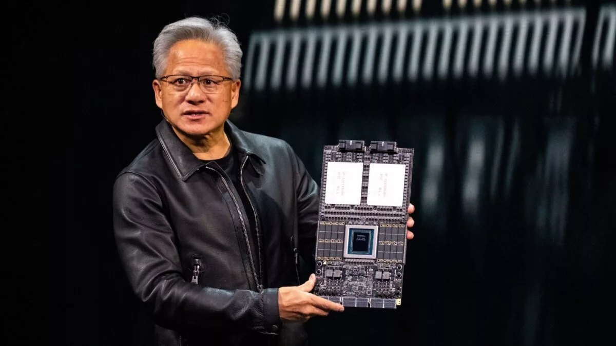 NVIDIA снижает характеристики Vera Rubin: пропускная способность HBM4 и скорости NVLink 6 стали ниже